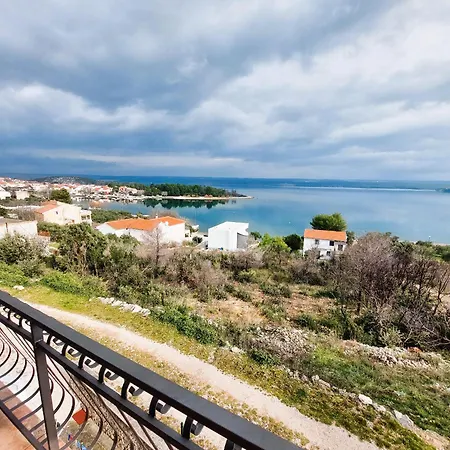 Apartment Bay Serenity - *