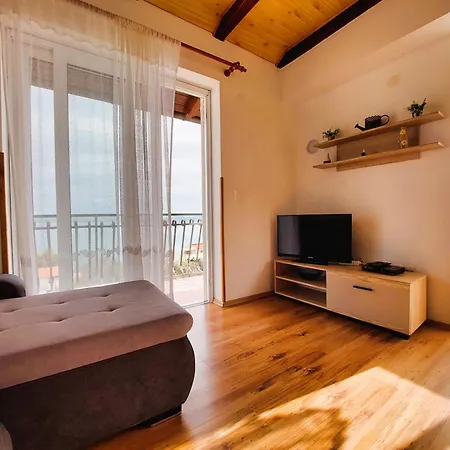 Bay Serenity - Raslina