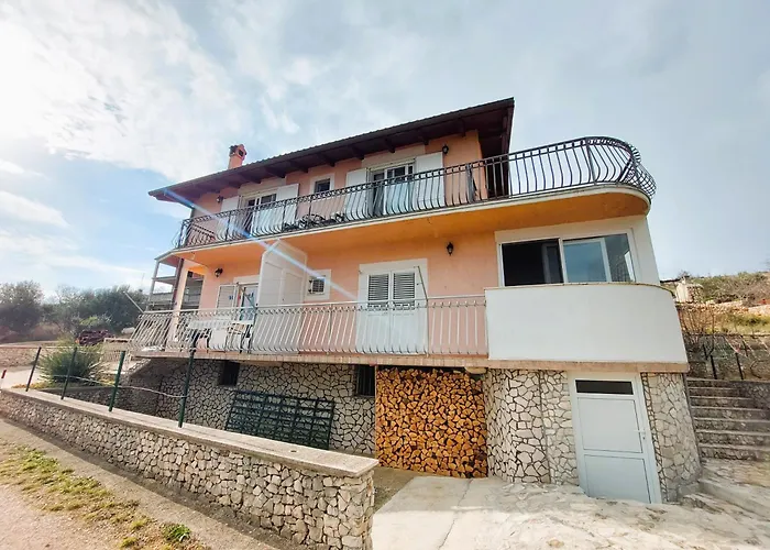 Apartment Bay Serenity - Raslina