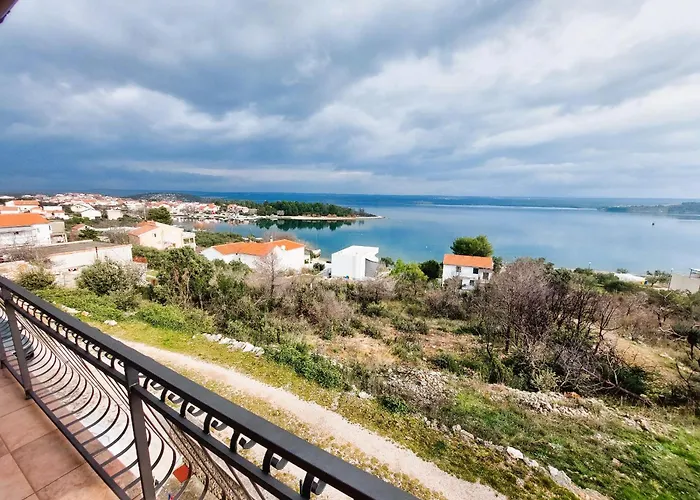 Apartment Bay Serenity - *